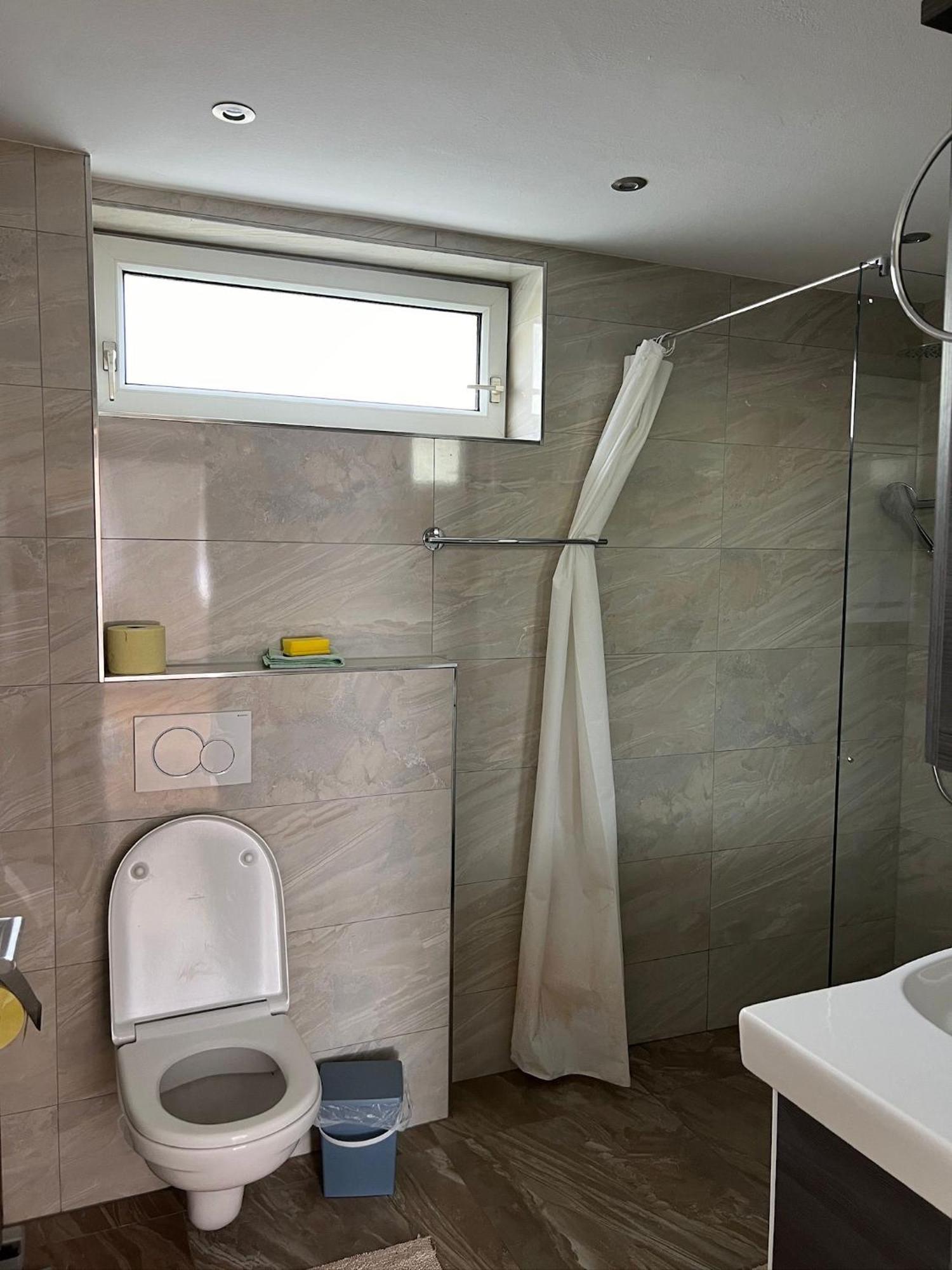 Flora Apartment Salzburg Ngoại thất bức ảnh